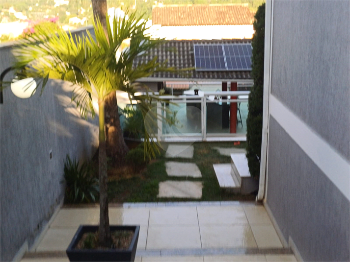 Foto REO1103284