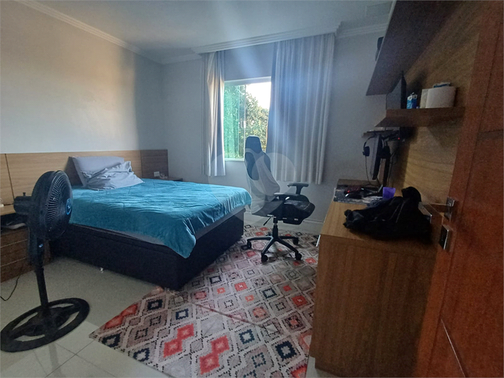 Foto REO1103284