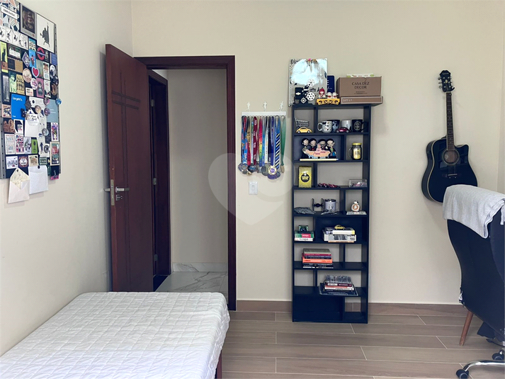 Foto REO1103285
