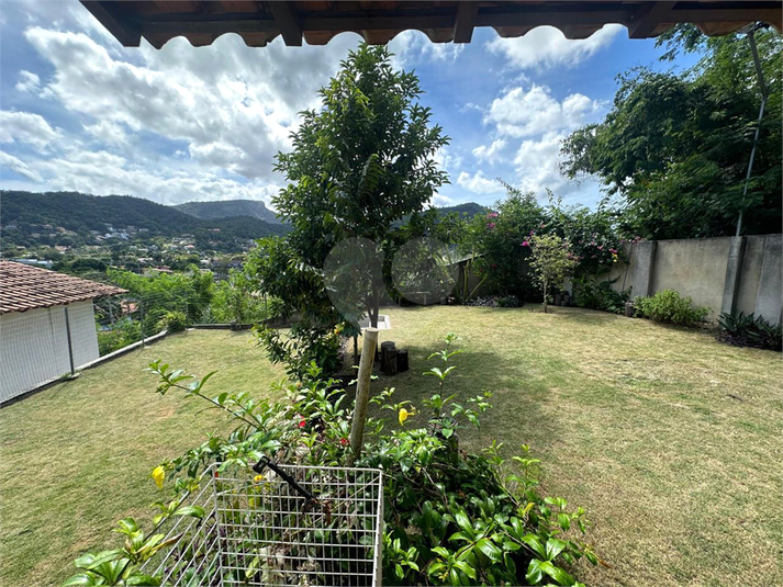 Foto REO1103324