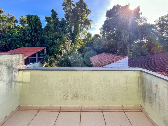 Foto REO1103330