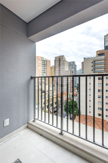 Foto REO1103334