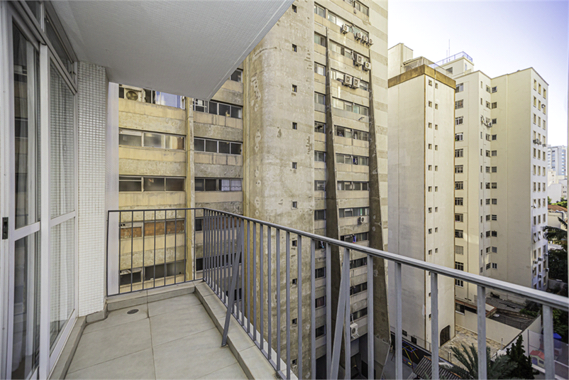Foto REO1103335
