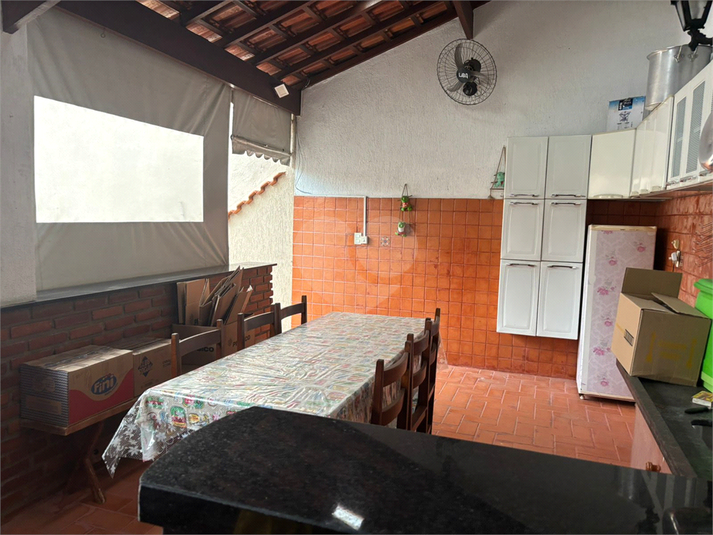 Foto REO1103337