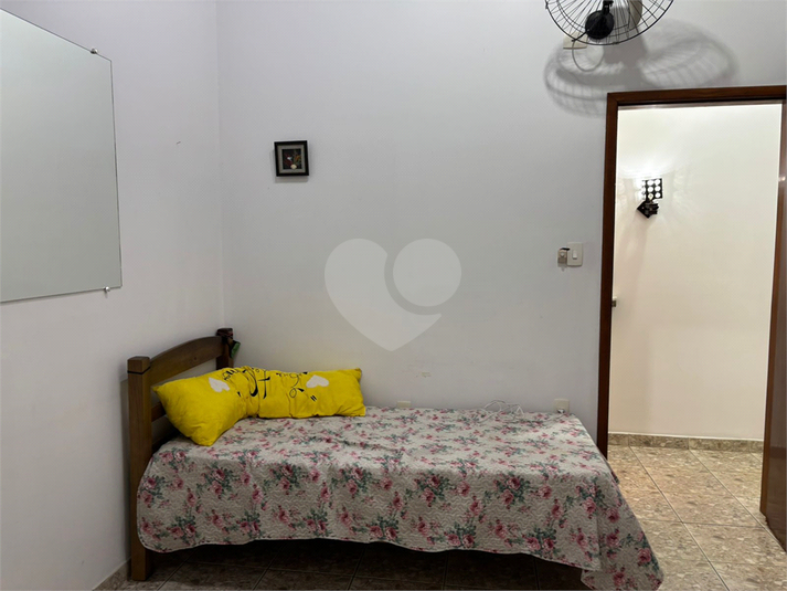Foto REO1103337