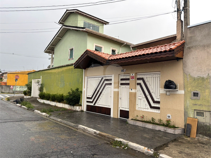 Foto REO1103337