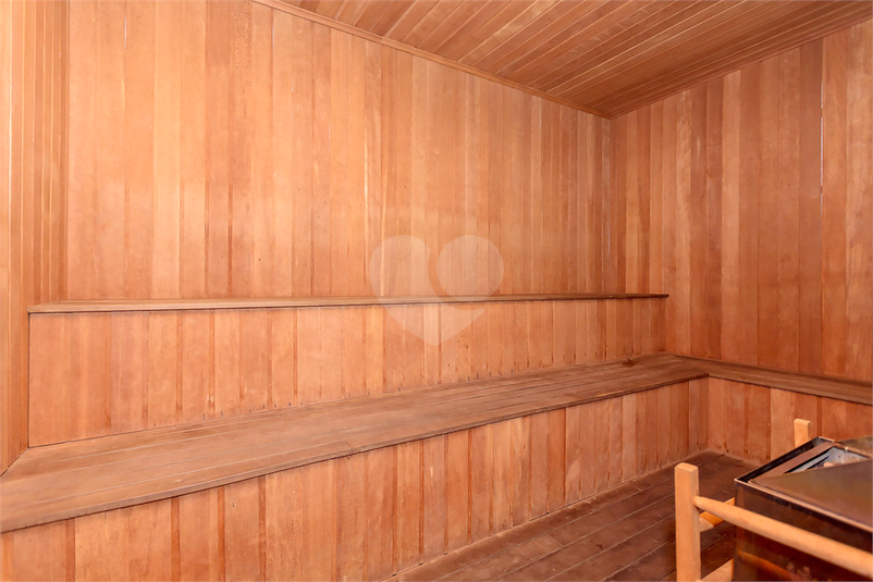 Foto REO1103366