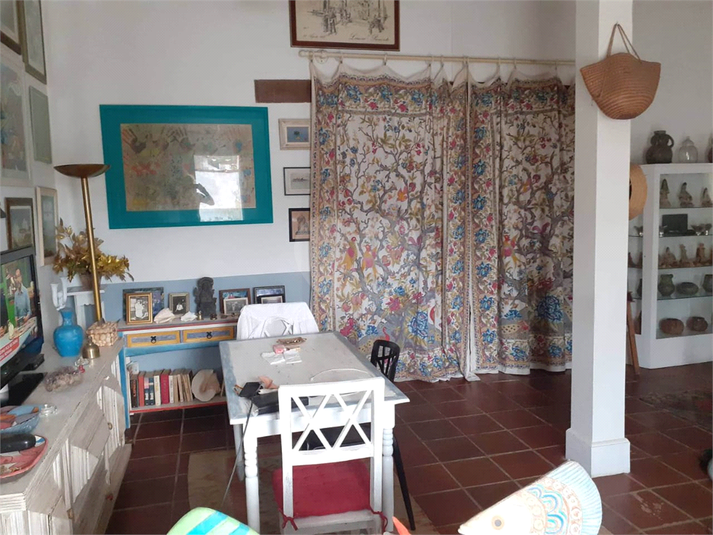 Foto REO1103372