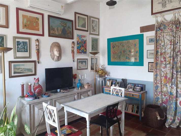 Foto REO1103372