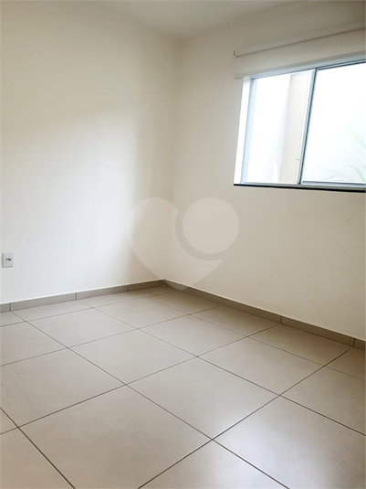 Foto REO1103375