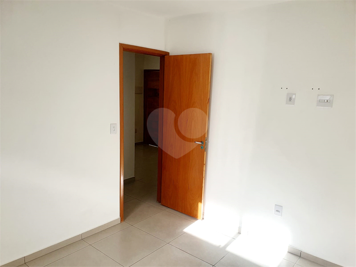 Foto REO1103375