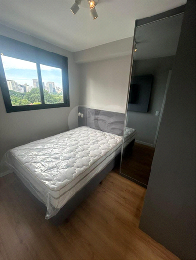 Foto REO1103378