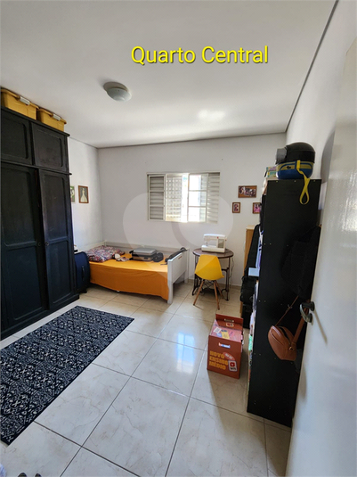 Foto REO1103379
