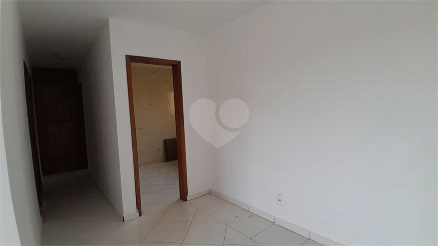 Foto REO1103380