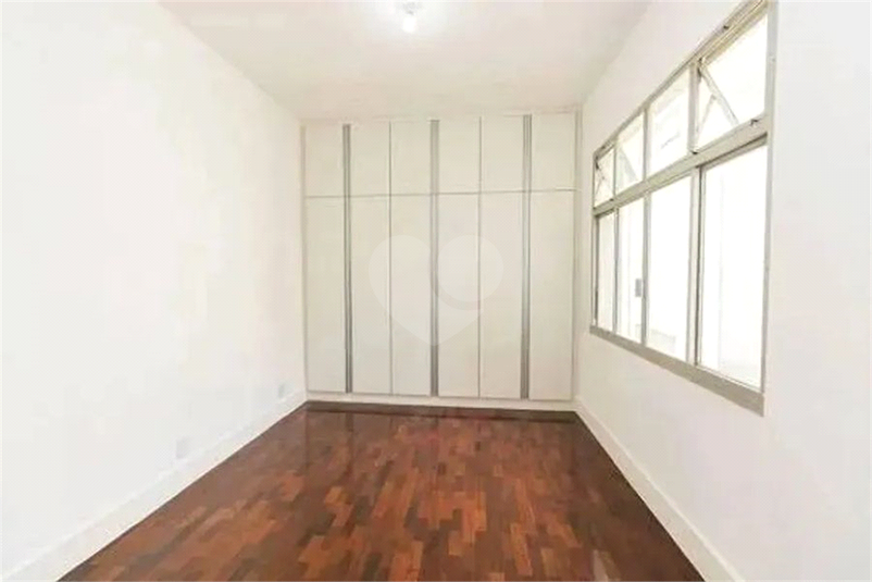 Foto REO1103383