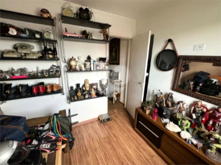 Foto REO1103421