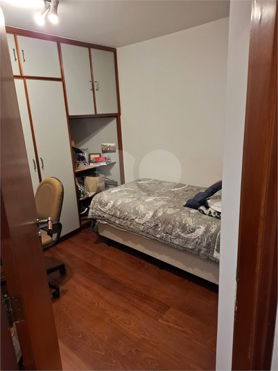Foto REO1103422