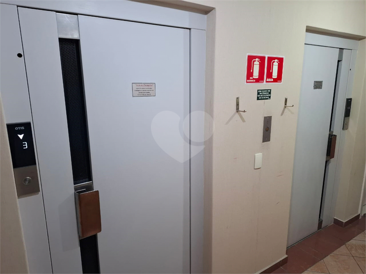 Foto REO1103422