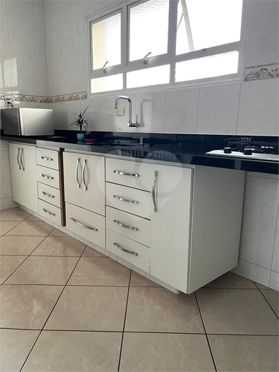 Foto REO1103424