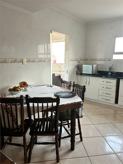 Foto REO1103424