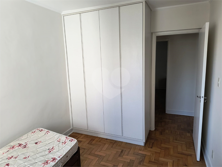 Foto REO1103437