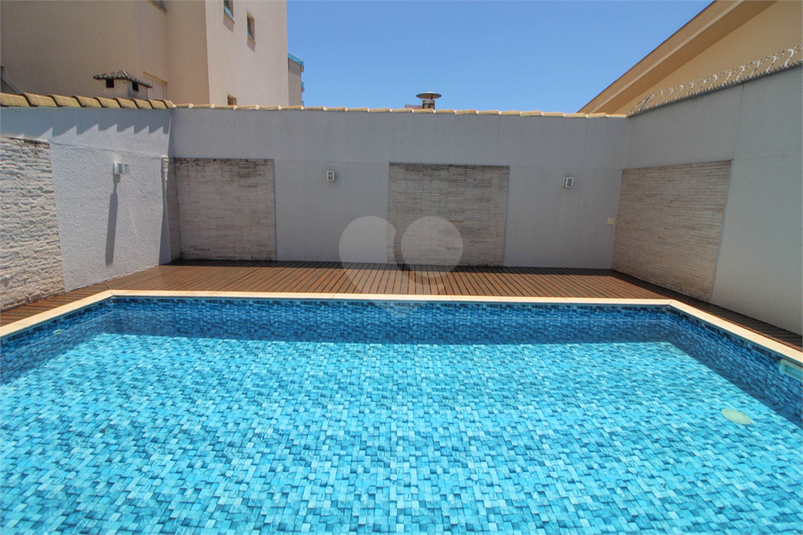 Foto REO1103439