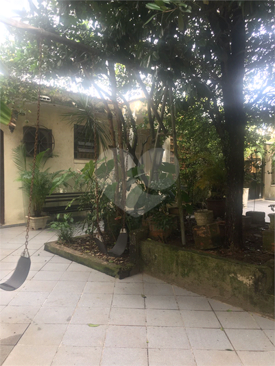 Foto REO1103442