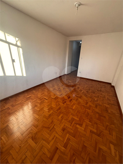 Foto REO1103443