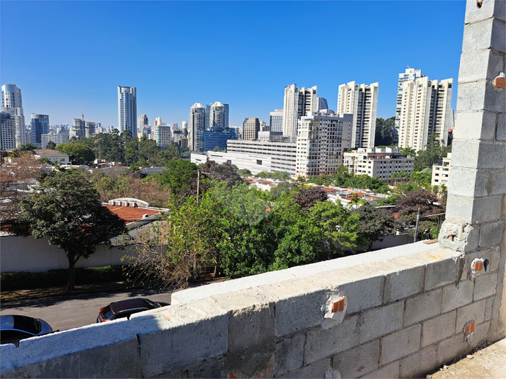 Foto REO1103452