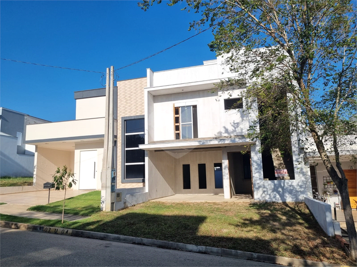 Foto REO1103454