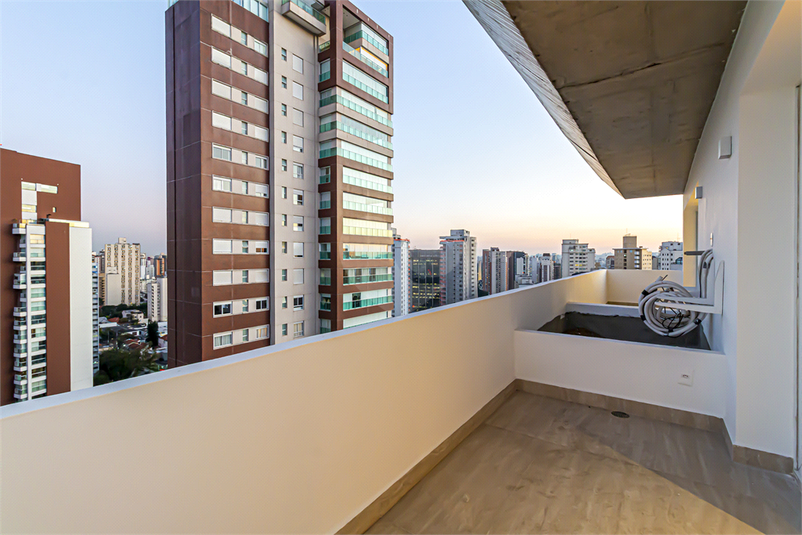 Foto REO1103464