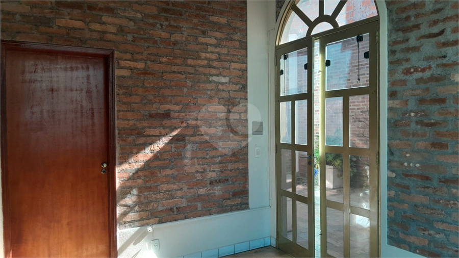 Foto REO1103467