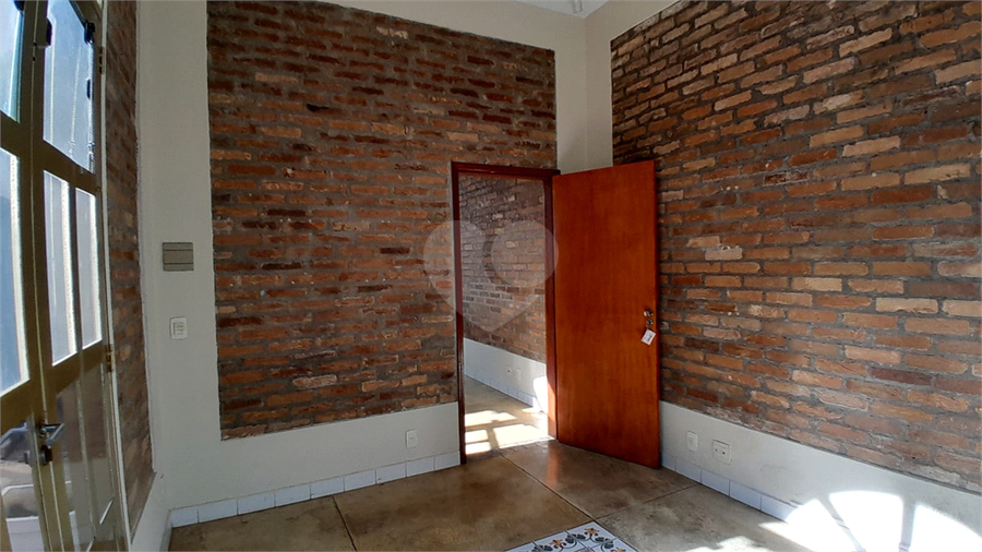 Foto REO1103467