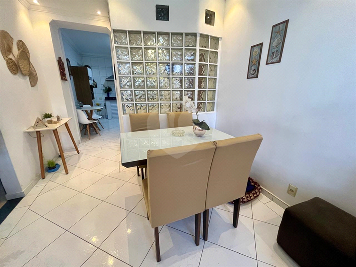 Foto REO1103470