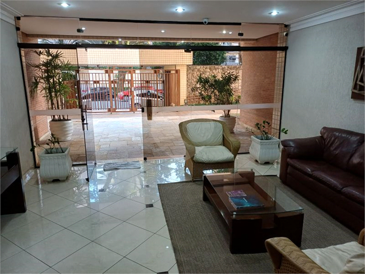 Foto REO1103475