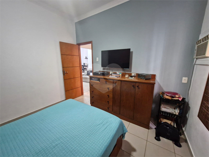 Foto REO1103498