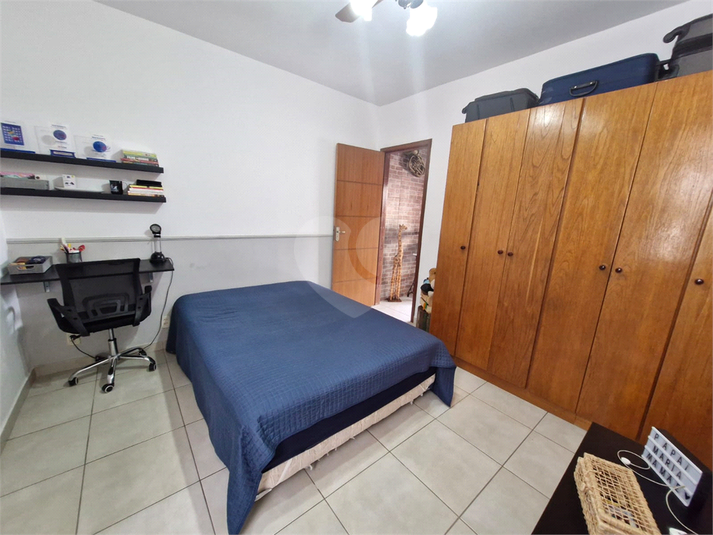 Foto REO1103498