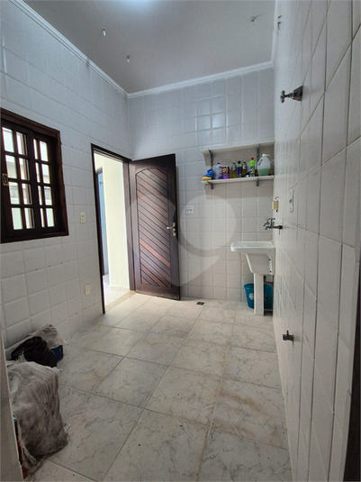 Foto REO1103501
