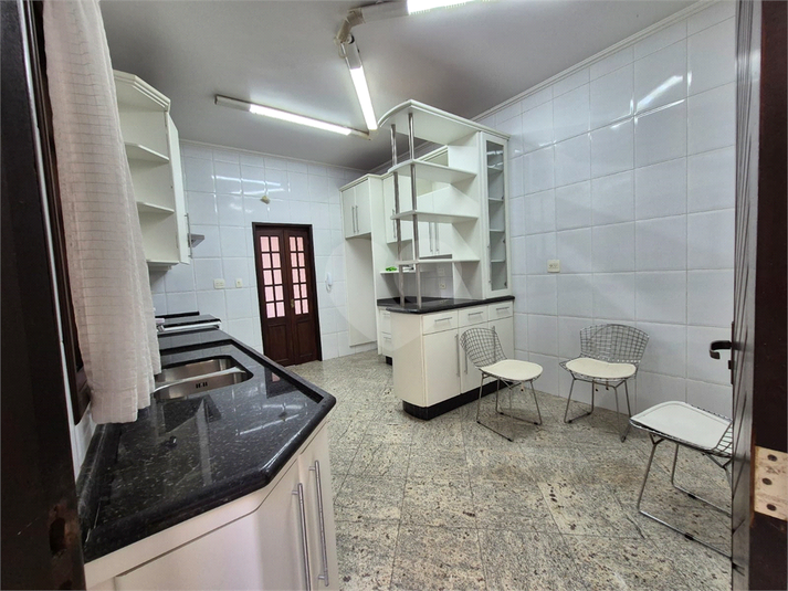 Foto REO1103501