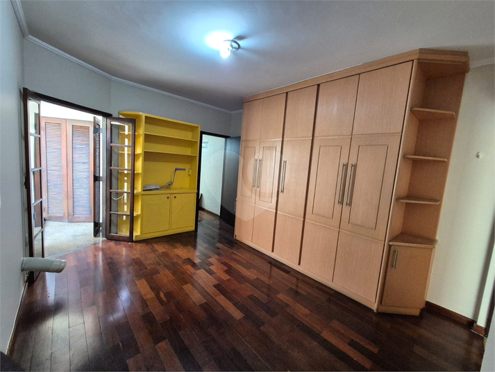 Foto REO1103501