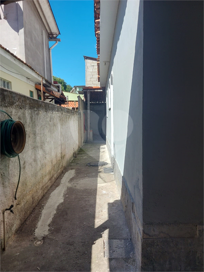 Foto REO1103502