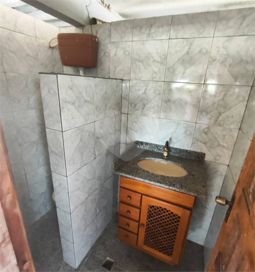 Foto REO1103529