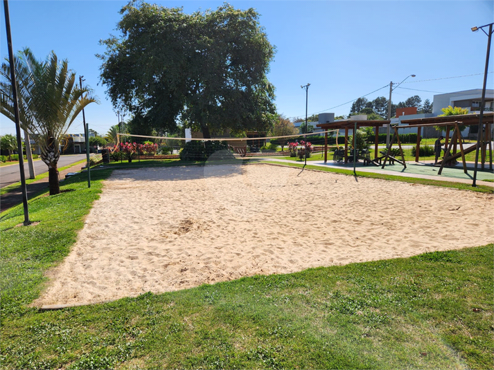 Foto REO1103545