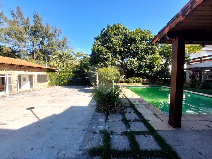 Foto REO1103559