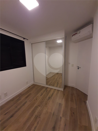 Foto REO1103574