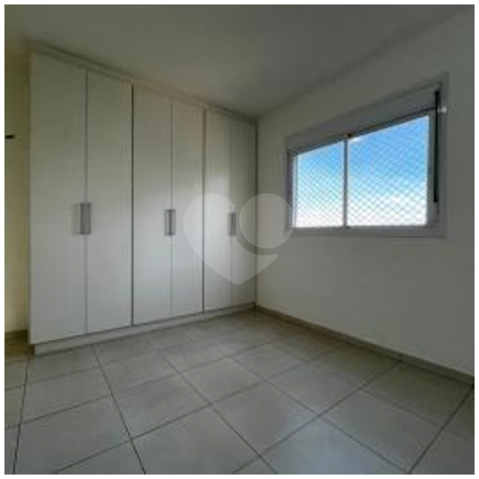 Foto REO1103631
