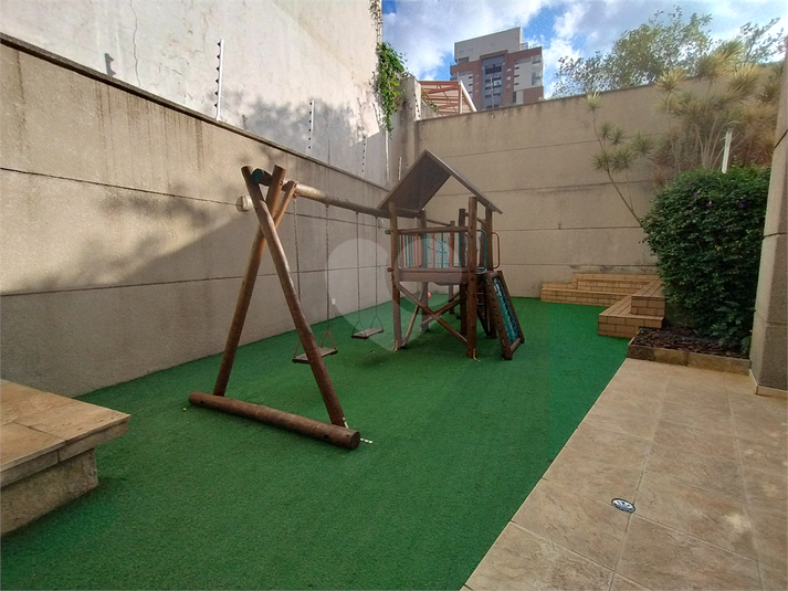 Foto REO1103657