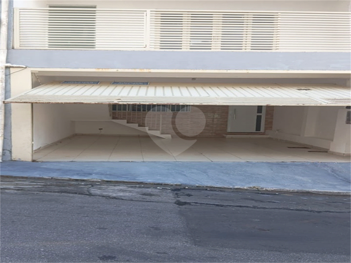 Foto REO1103668