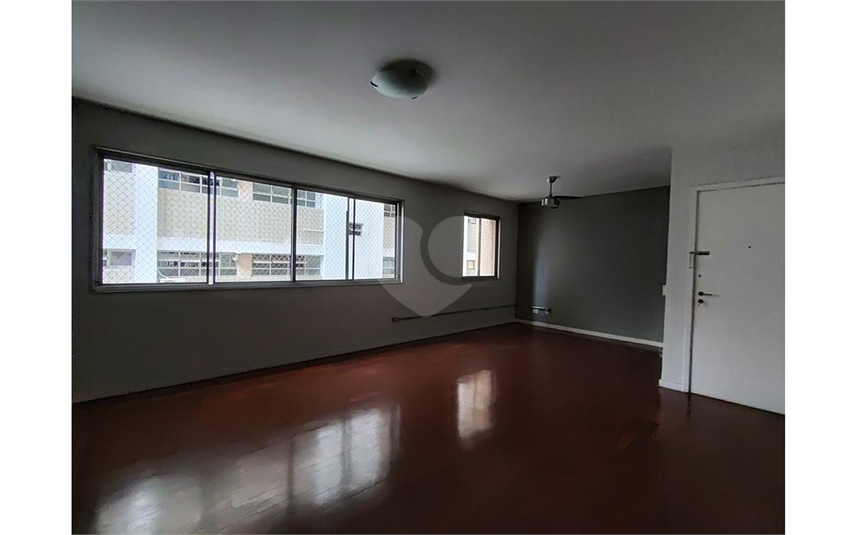 Foto REO1103690