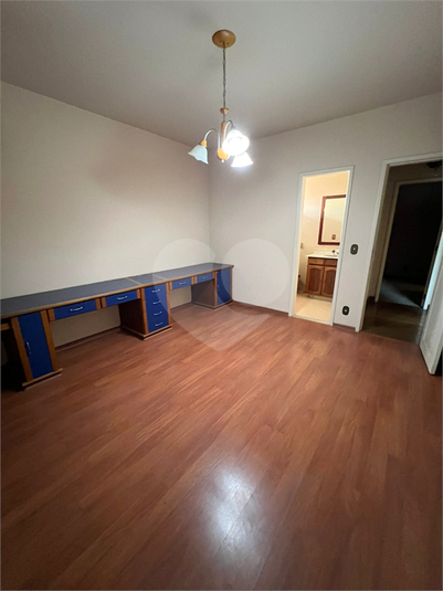 Foto REO1103698
